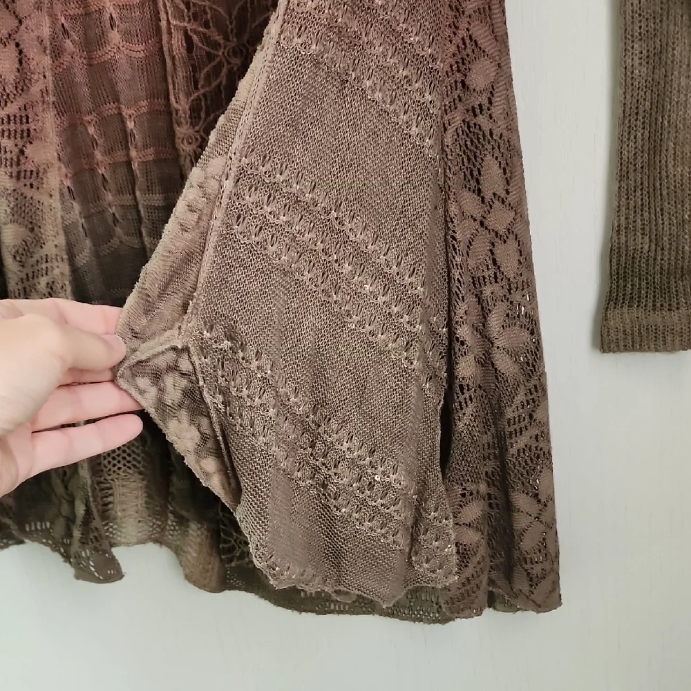 Elegant Women's Lace Blouse in Pink and Brown - Picture 5 of 8